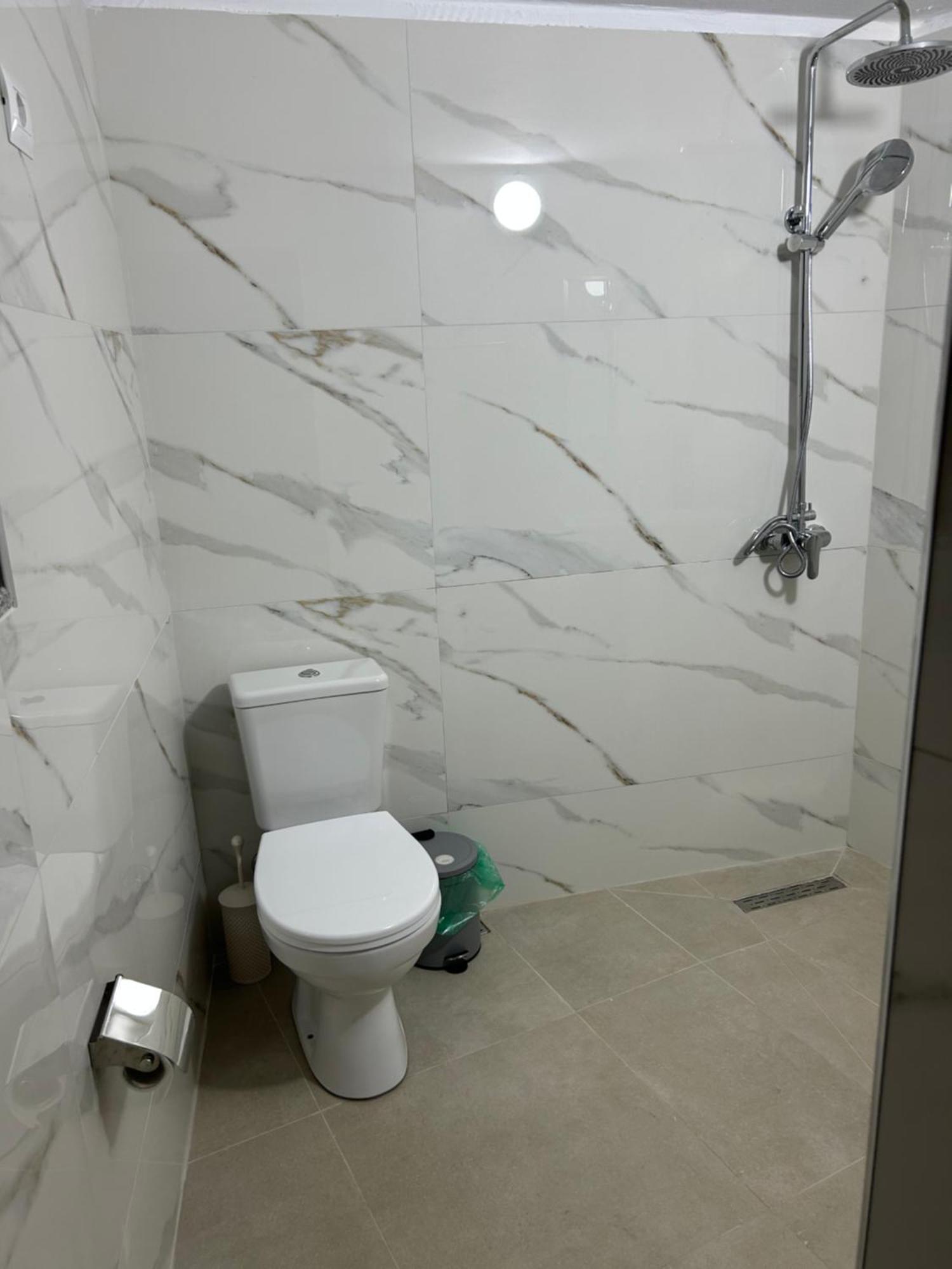בראט Aria Baci Guest House מראה חיצוני תמונה