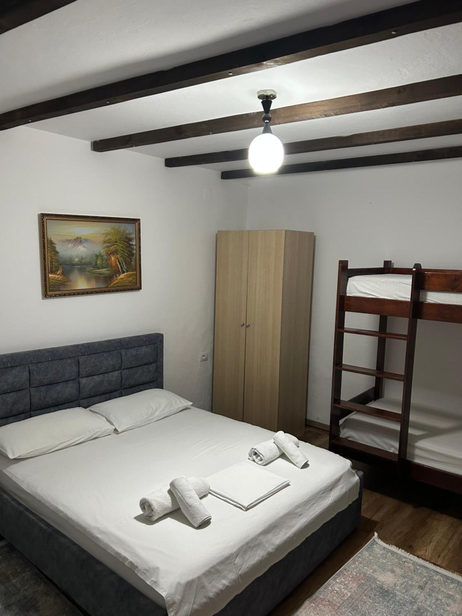 בראט Aria Baci Guest House מראה חיצוני תמונה